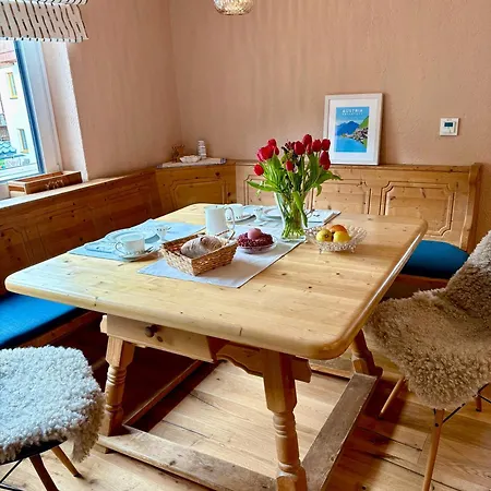 Cosy Apartment Bad Ischl In Quiet Residential Area - Newly Renovated Exterior photo