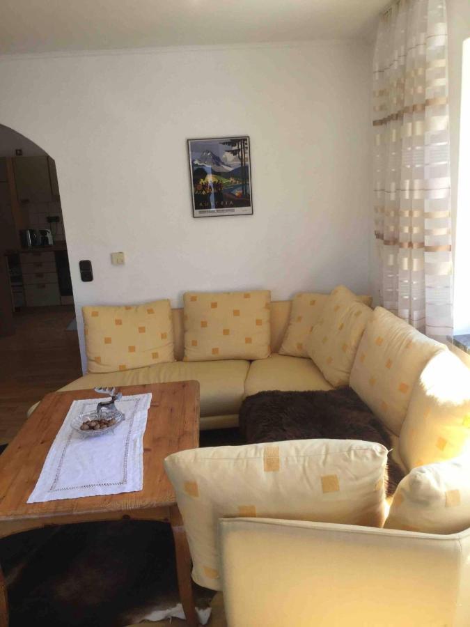 Cosy In Quiet Residential Area - Newly Renovated Apartment *
