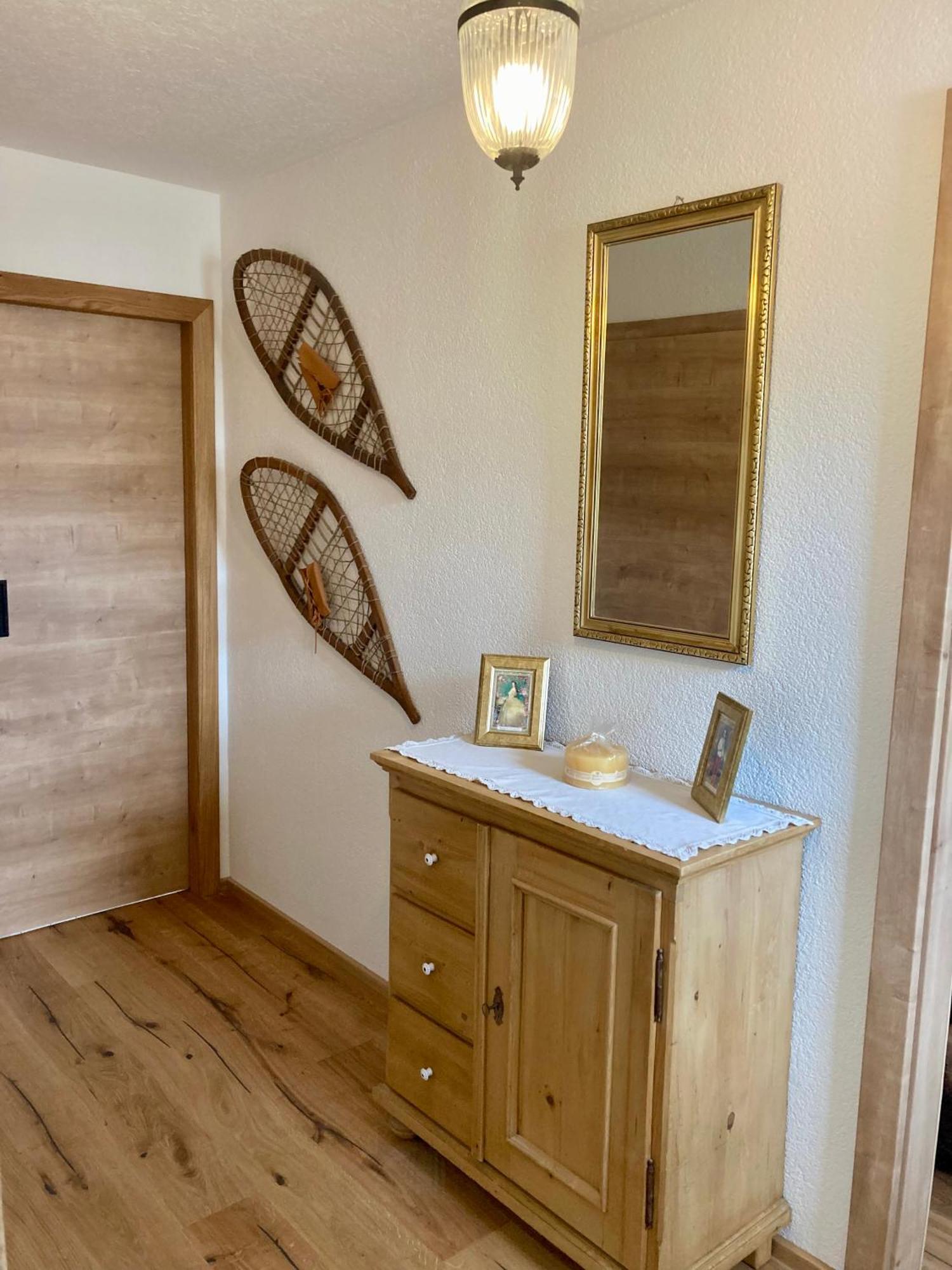 Apartment Cosy In Quiet Residential Area - Newly Renovated *